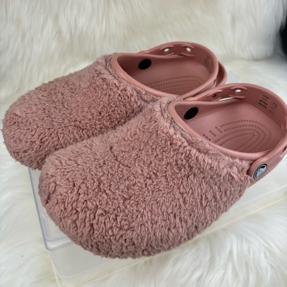 CROCS CLASSIC FUZZ MANIA CLOG PALE BLUSH SIZE M-5 W-7 - Picture 5 of 9